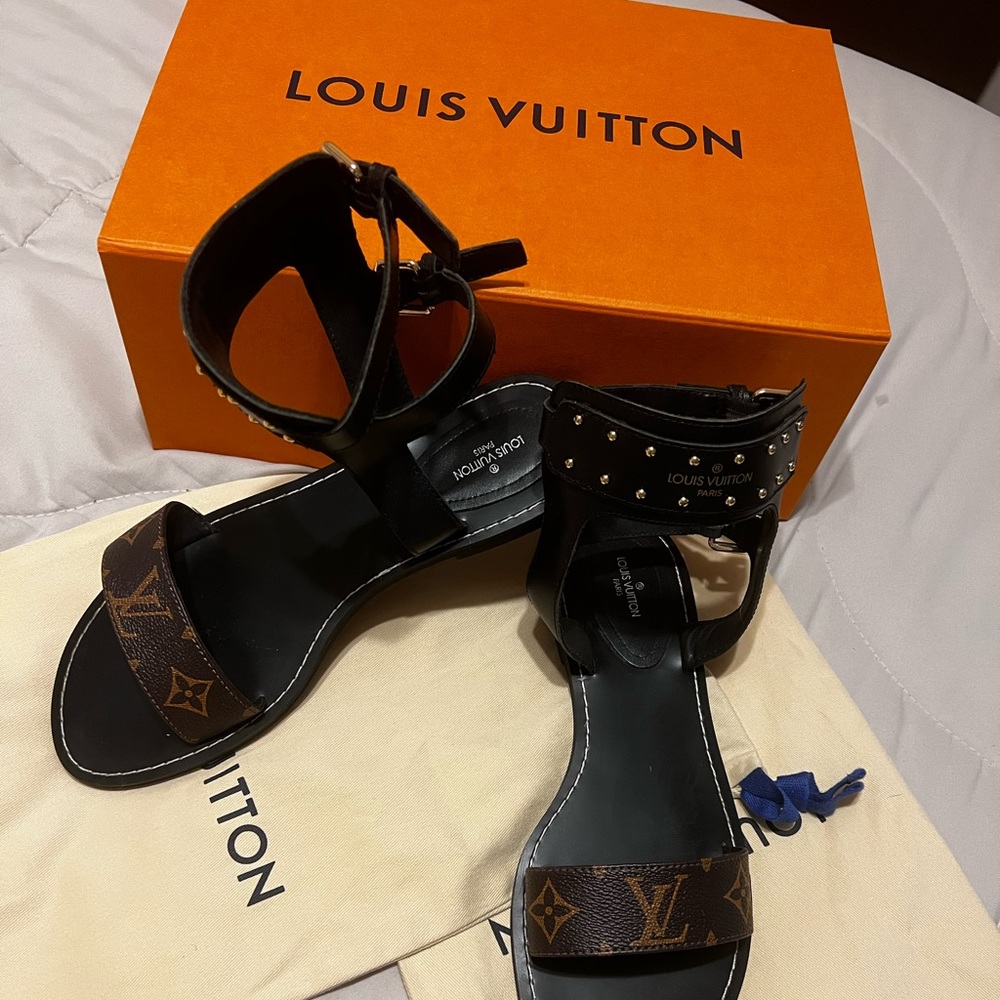 Louis Vuitton Nomad sandals